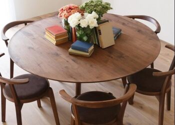 TOP các mẫu bàn ăn gỗ đẹp được ưa chuộng nhất 2024