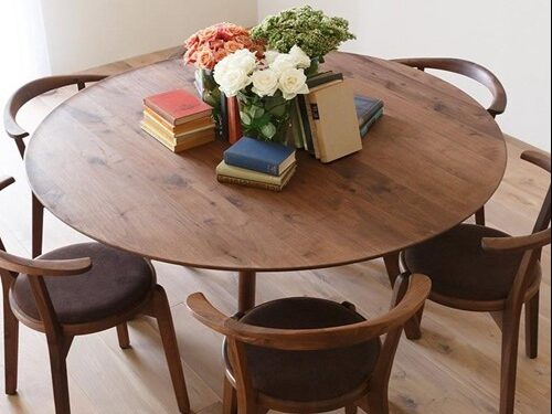 TOP các mẫu bàn ăn gỗ đẹp được ưa chuộng nhất 2024