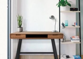 Vì sao bàn làm việc 1m2 lại được ưa chuộng?
