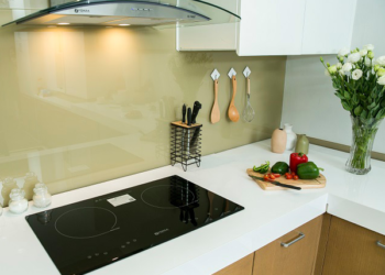 Đóng tủ bếp Lai Châu ở đâu uy tín?