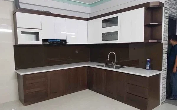 Đóng tủ bếp Thái Nguyên ở đâu uy tín?