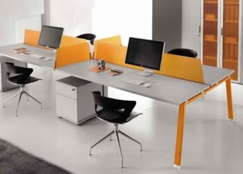 Mẹo chọn bàn làm việc văn phòng hợp phong thủy